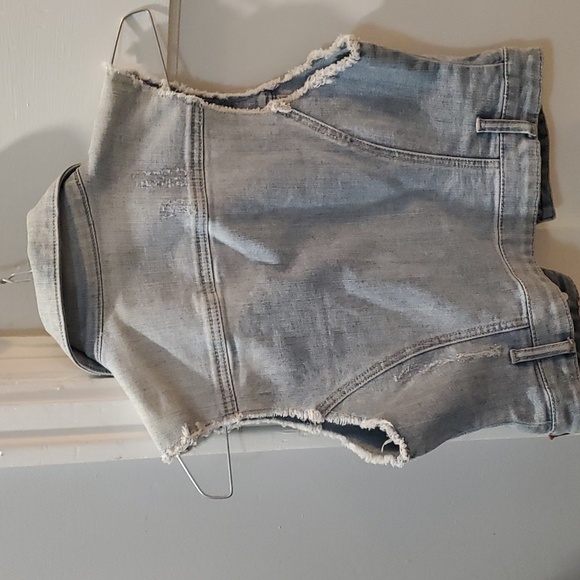 GUESS XS Demin Vest - Picture 2 of 3